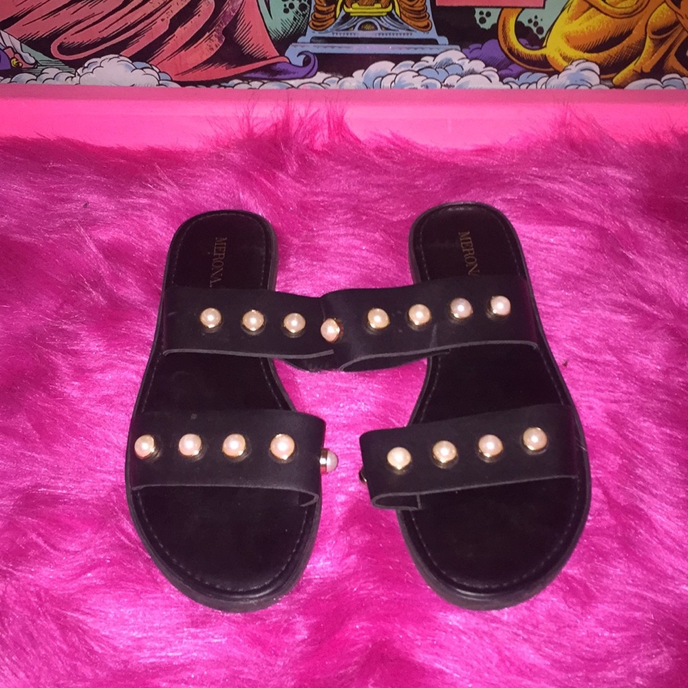 Pearl Sandals
